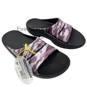 NEW Oofos Ooahh Slide Sandals Womens 6 Limited Edition Purple Camo Recovery
